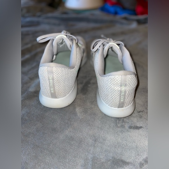 Nike Running Shoes - Picture 3 of 4